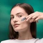 Čistiaca maska s uhlím