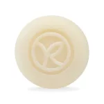 Vyživujúci tuhý šampón